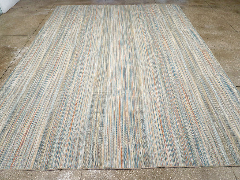 Modern Turkish Flatweave Kilim Room Size Carpet, No.32453 - Staging