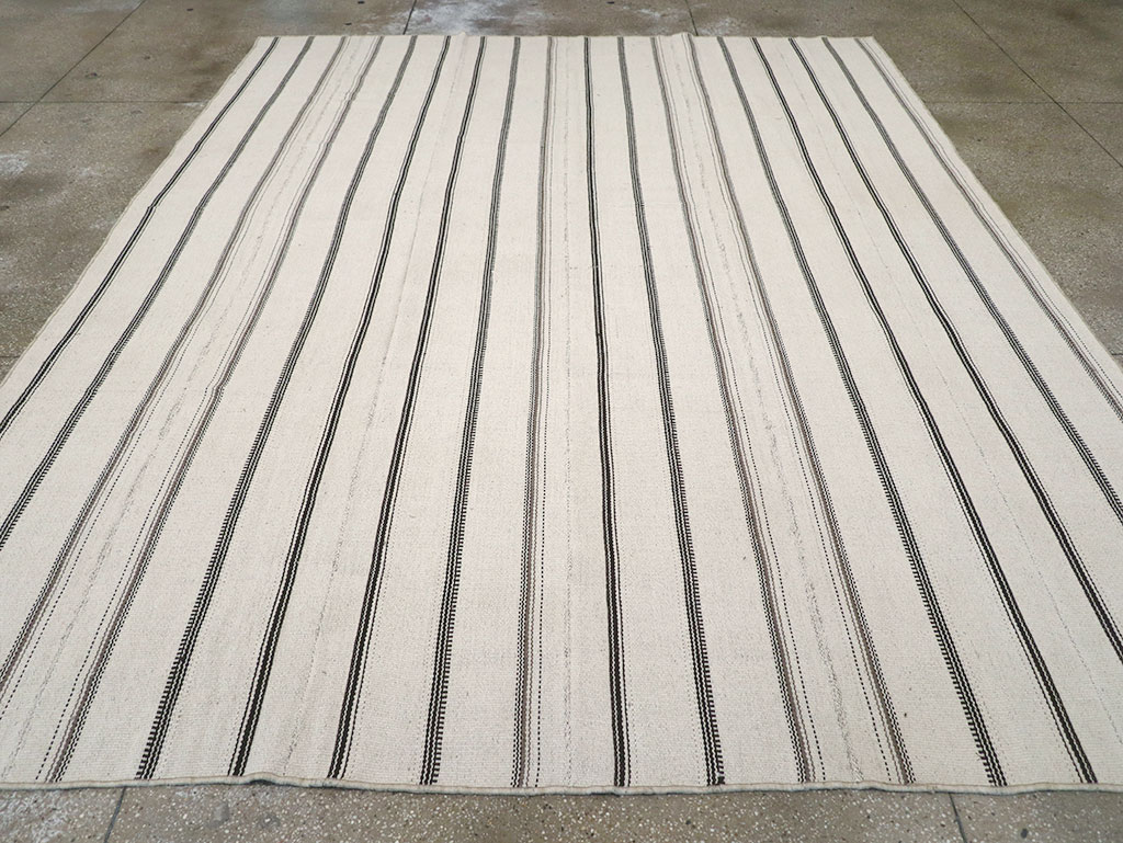 Vintage Persian Flatweave Kilim Room Size Carpet, No.32455 - Staging