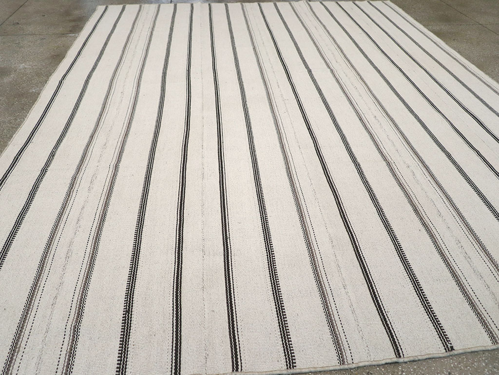 Vintage Persian Flatweave Kilim Room Size Carpet, No.32455 - Staging