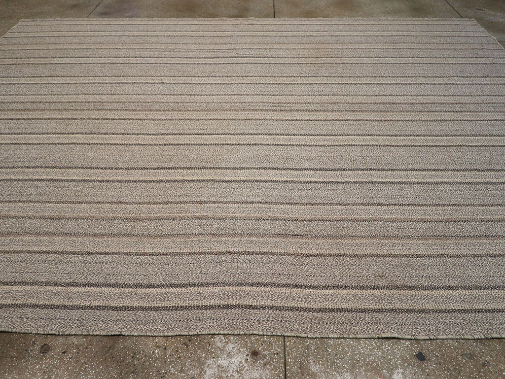 Modern Turkish Flatweave Kilim Room Size Carpet, No.32457 - Staging