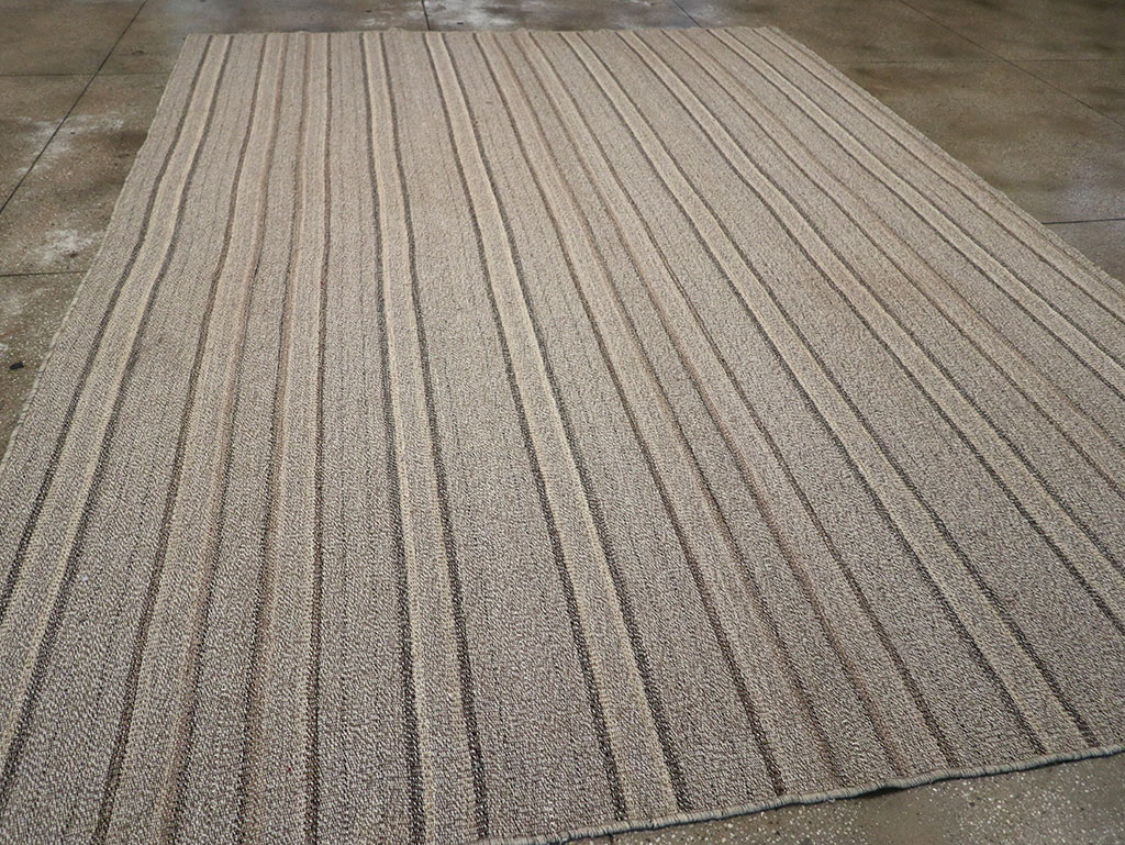 Modern Turkish Flatweave Kilim Room Size Carpet, No.32457 - Staging