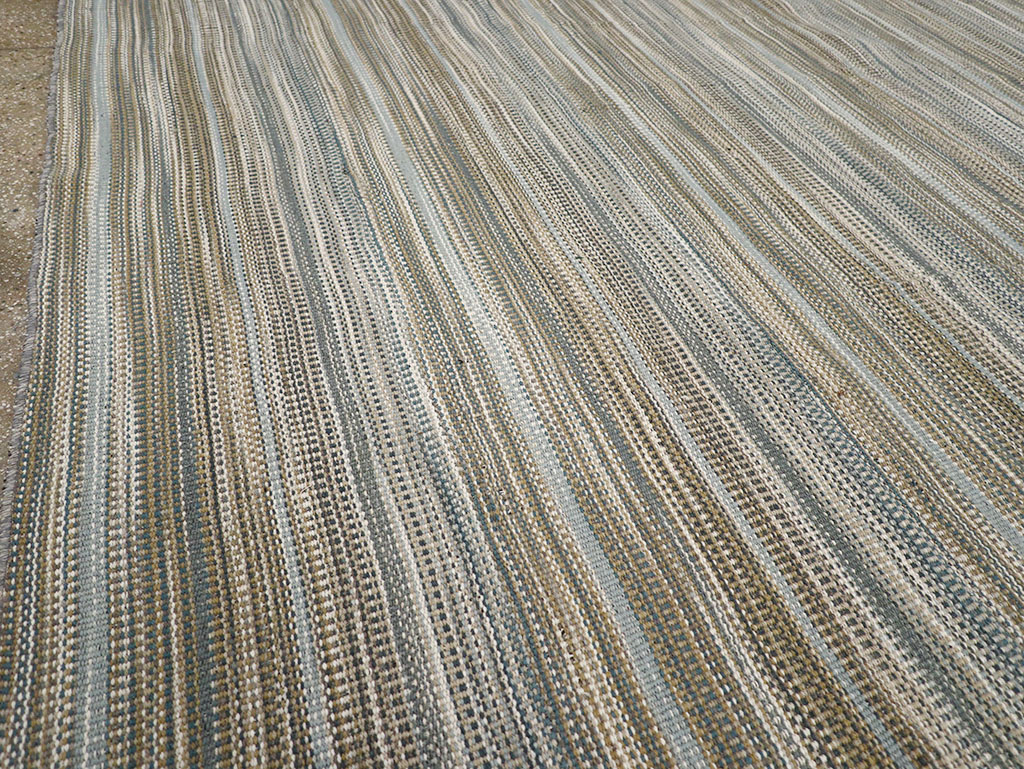 Modern Persian Flatweave Kilim Room Size Carpet, No.32459 - Staging