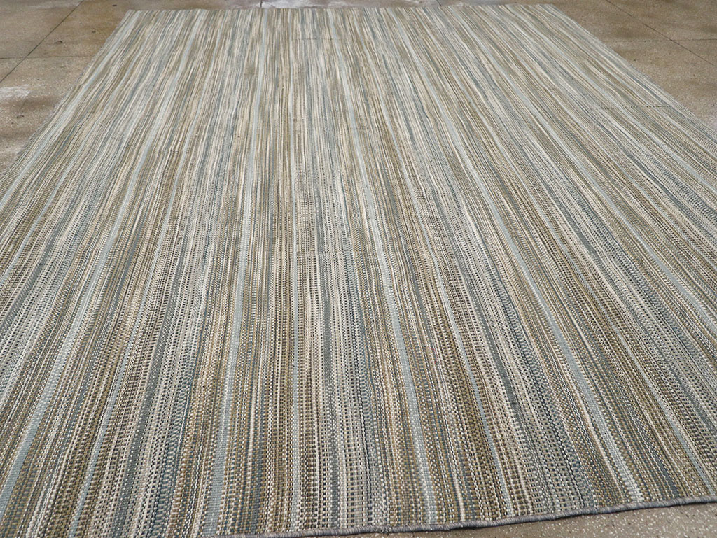 Modern Persian Flatweave Kilim Room Size Carpet, No.32459 - Staging