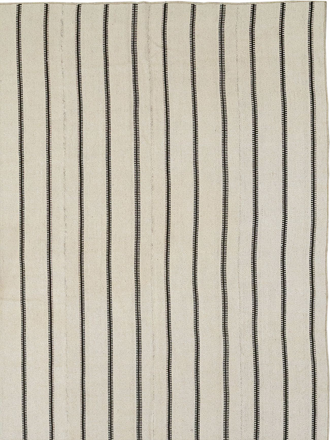 Modern Turkish Flatweave Kilim Large Carpet, No.32460 - Staging