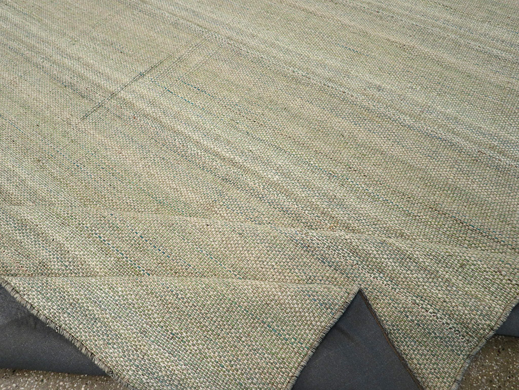 Modern Persian Flatweave Kilim Room Size Carpet, No.32464 - Staging