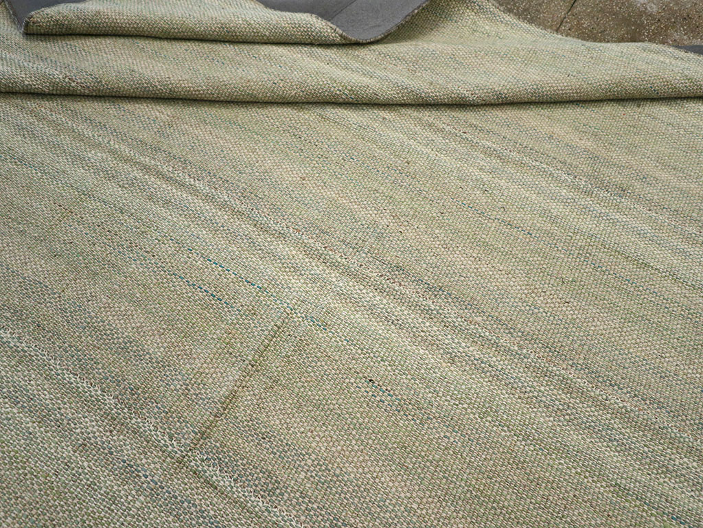 Modern Persian Flatweave Kilim Room Size Carpet, No.32464 - Staging