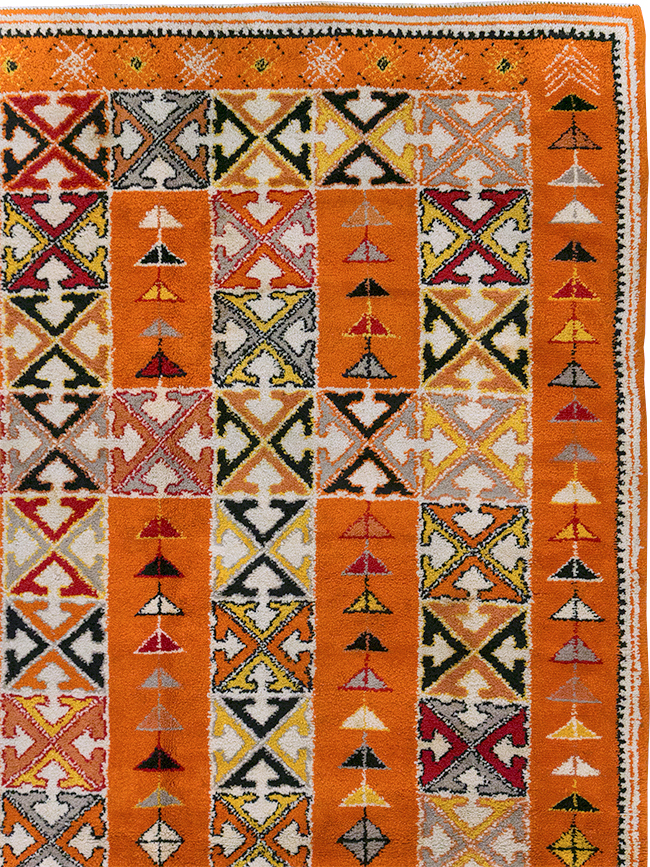 Vintage Moroccan Large Room Size Carpet, No.32470 - Staging