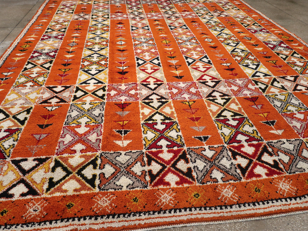 Vintage Moroccan Large Room Size Carpet, No.32470 - Staging