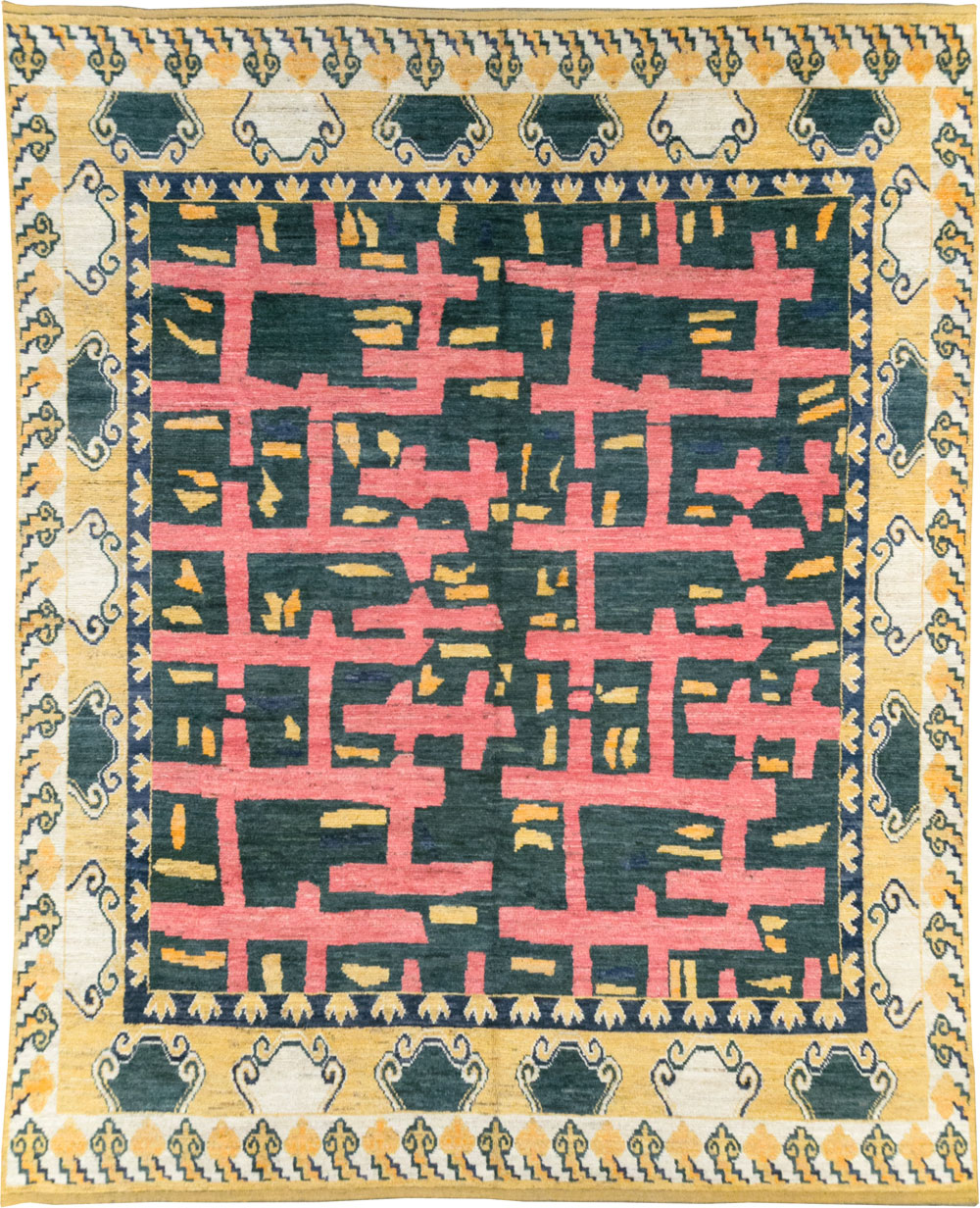 Modern East Turkestan Khotan Room Size Carpet, No.32473 - Staging