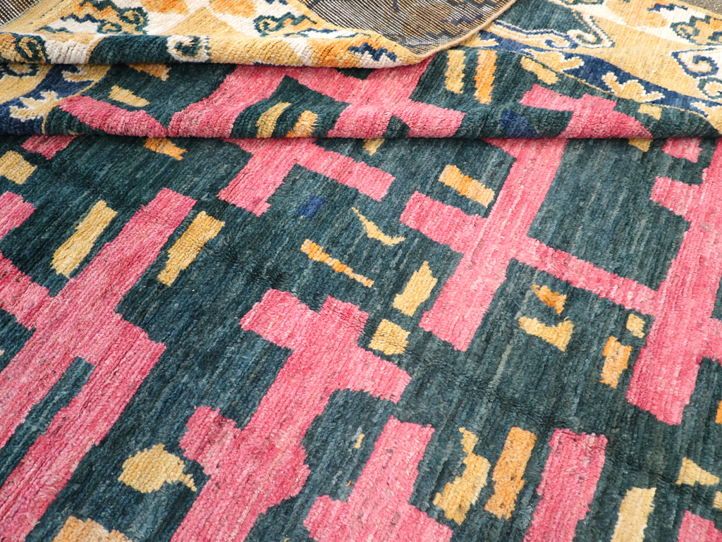 Modern East Turkestan Khotan Room Size Carpet, No.32473 - Staging