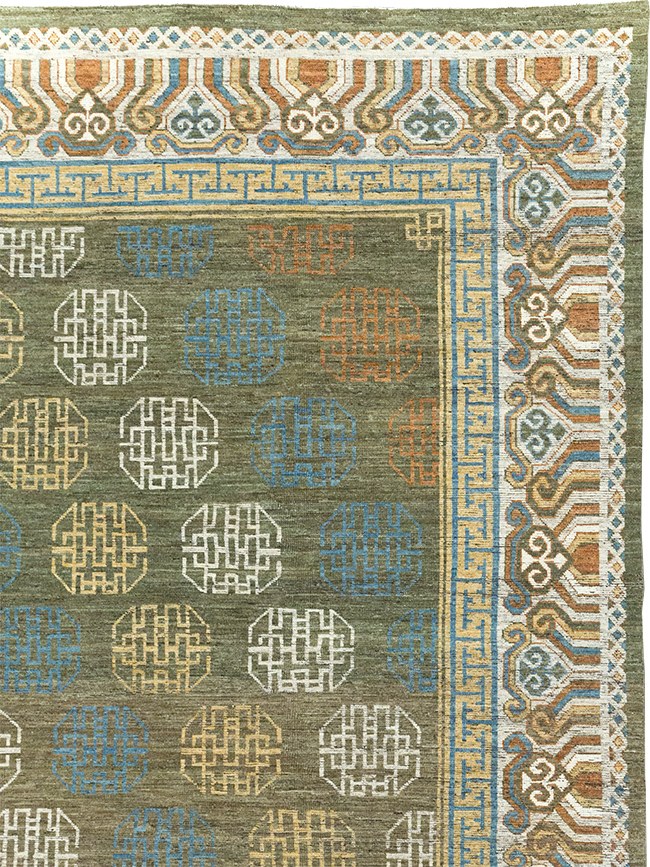 Modern East Turkestan Khotan Room Size Carpet, No.32476 - Staging