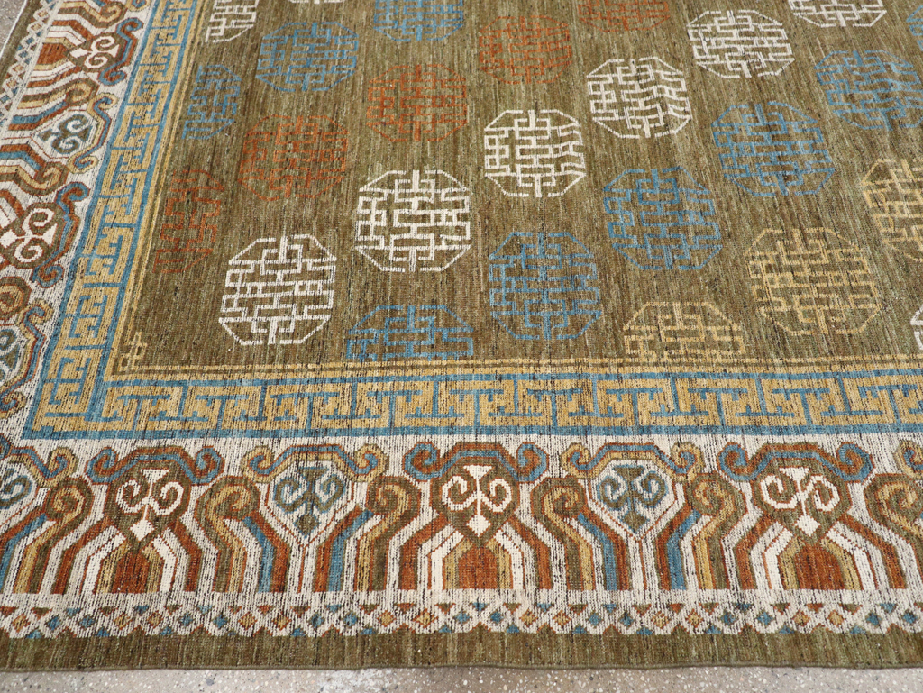 Modern East Turkestan Khotan Room Size Carpet, No.32476 - Staging