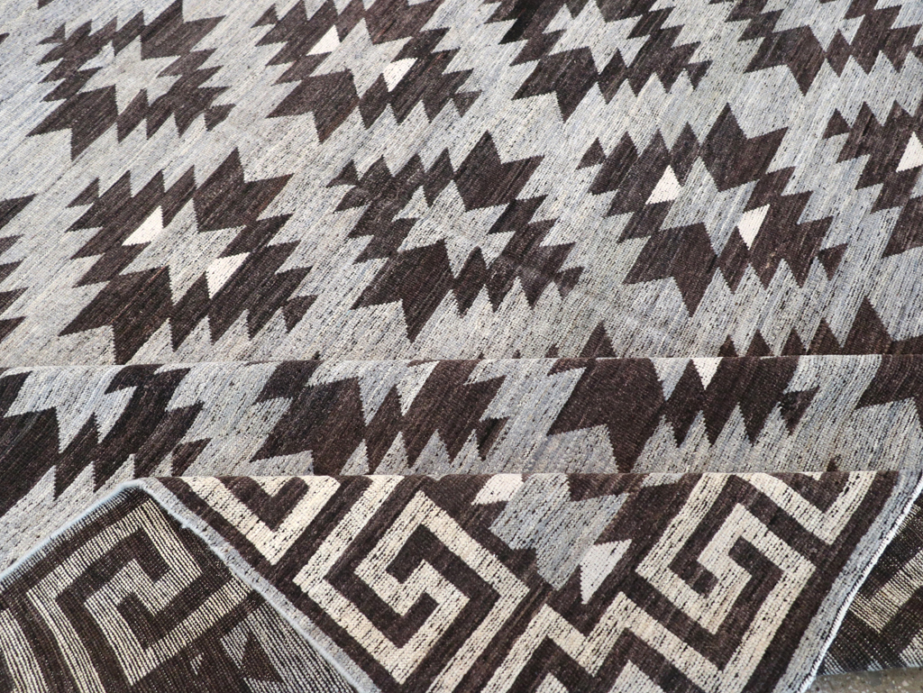 Modern East Turkestan Khotan Room Size Carpet, No.32479 - Staging