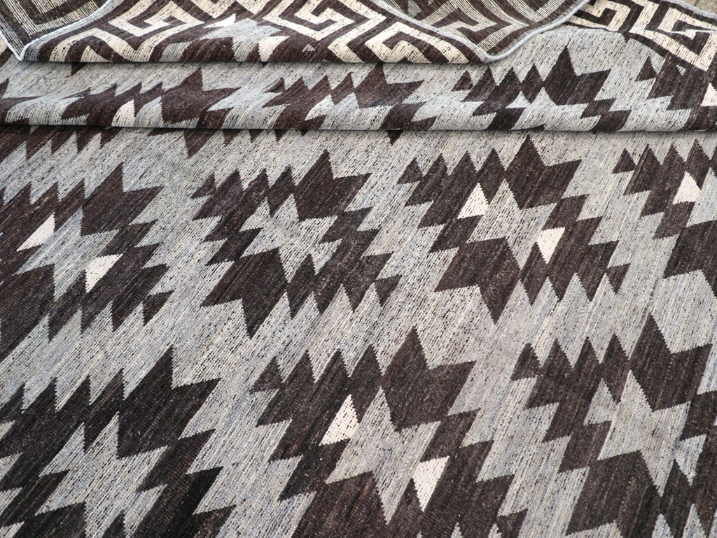 Modern East Turkestan Khotan Room Size Carpet, No.32479 - Staging