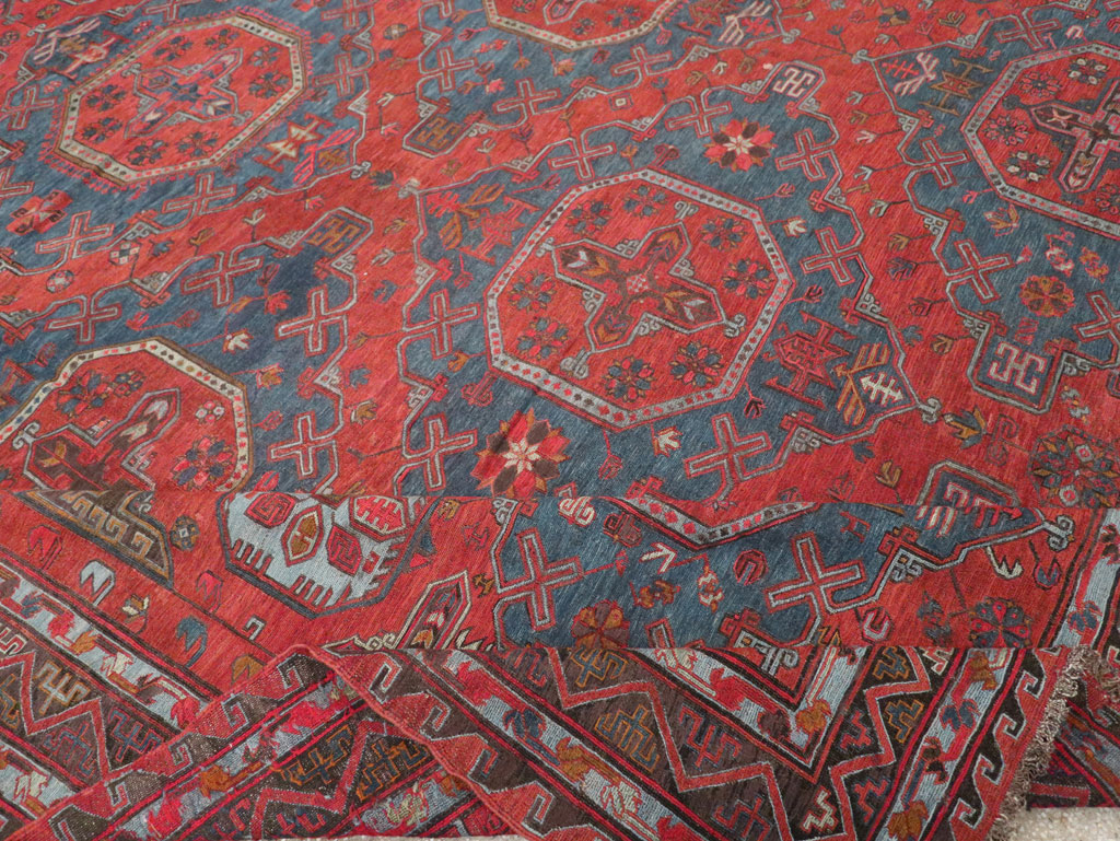 Antique Central Asian Soumak Room Size Carpet, No.32489 - Staging