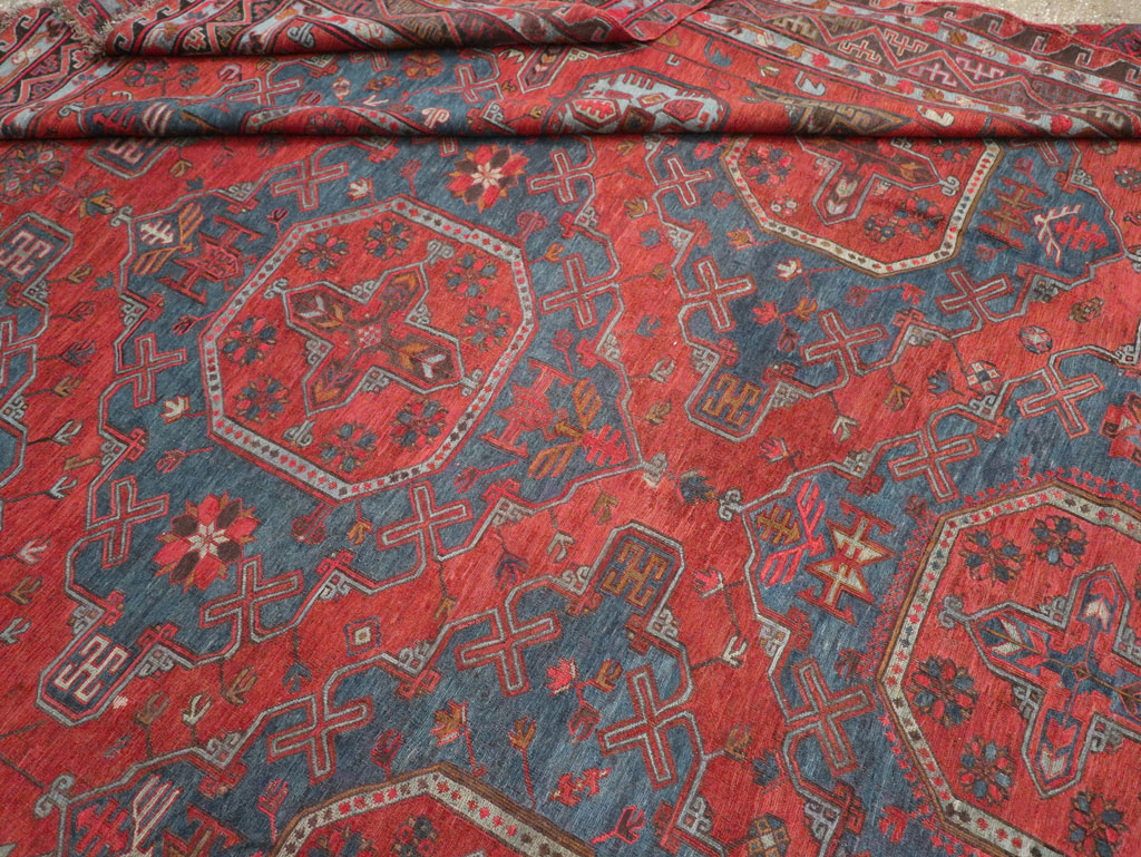 Antique Central Asian Soumak Room Size Carpet, No.32489 - Staging
