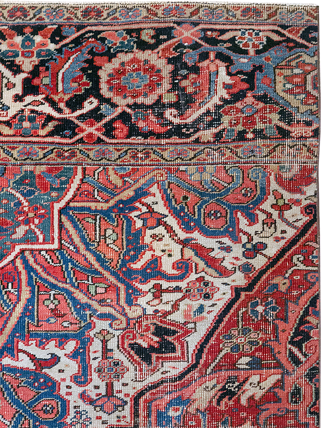 Antique Persian Heriz Rug, No.32492 - Staging