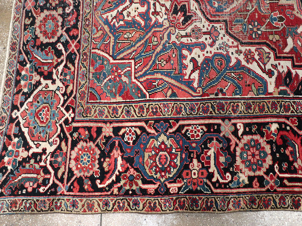 Antique Persian Heriz Rug, No.32492 - Staging