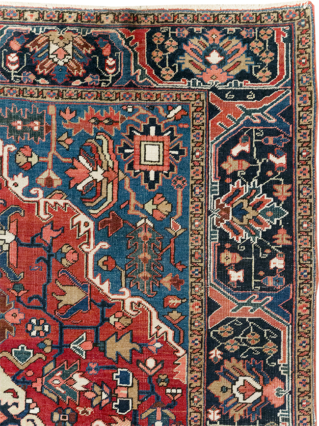 Antique Persian Heriz Small Room Size Carpet, No.32497 - Staging