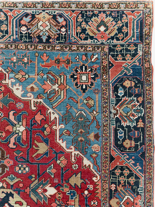 Antique Persian Heriz Small Room Size Carpet, No.32497 - Staging