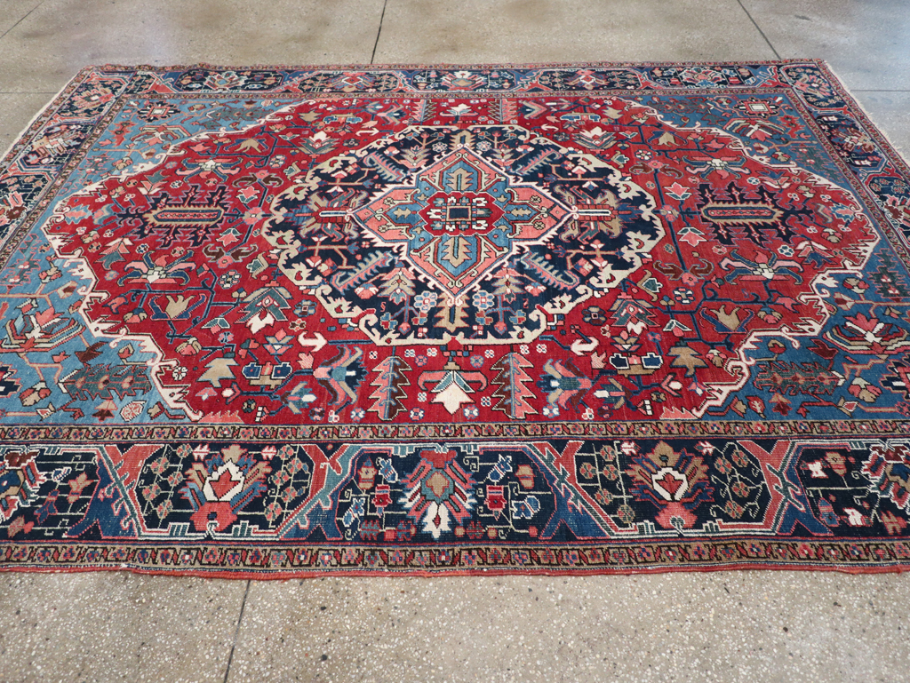 Antique Persian Heriz Small Room Size Carpet, No.32497 - Staging
