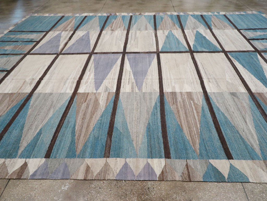 Modern Turkish Flatweave Large Carpet, No.32499 - Staging