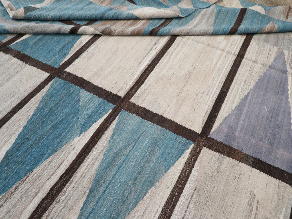 Modern Turkish Flatweave Large Carpet, No.32499 - Staging