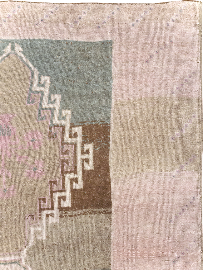 Vintage Turkish Anatolian Wide Gallery Runner, No.32503 - Staging