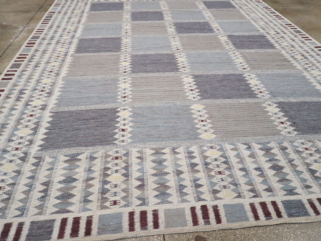 Swedish Inspired Contemporary Turkish Flatweave Room Size Carpet, No.32506 - Staging