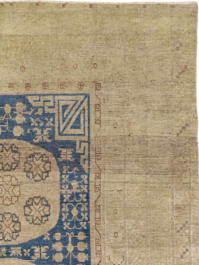 Antique East Turkestan Khotan Accent Carpet, No.32511 - Staging