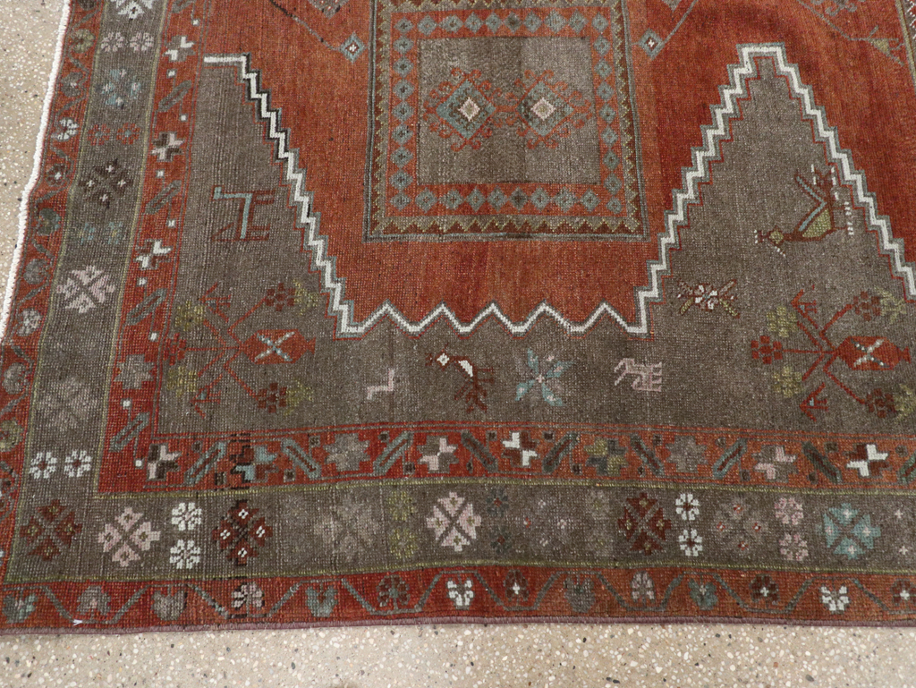 Vintage Anatolian Carpet, No.32516 - Staging