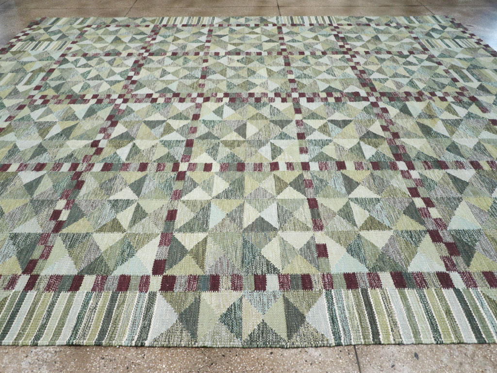 Swedish Inspired Contemporary Turkish Kilim Large Room Size Carpet, No.32521 - Staging