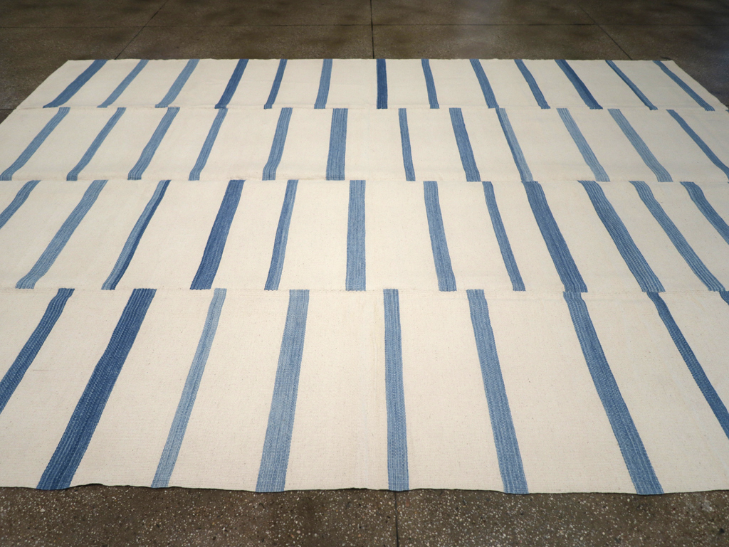 Contemporary Turkish Flatweave Room Size Carpet, No.32542 - Staging