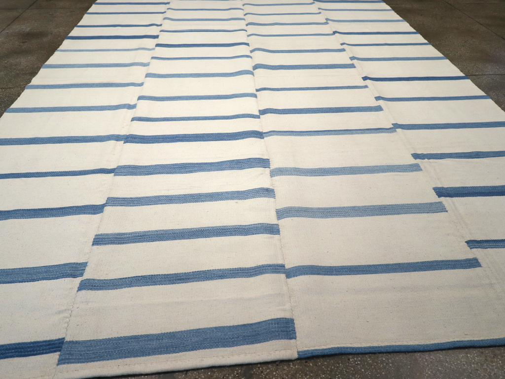 Contemporary Turkish Flatweave Room Size Carpet, No.32542 - Staging