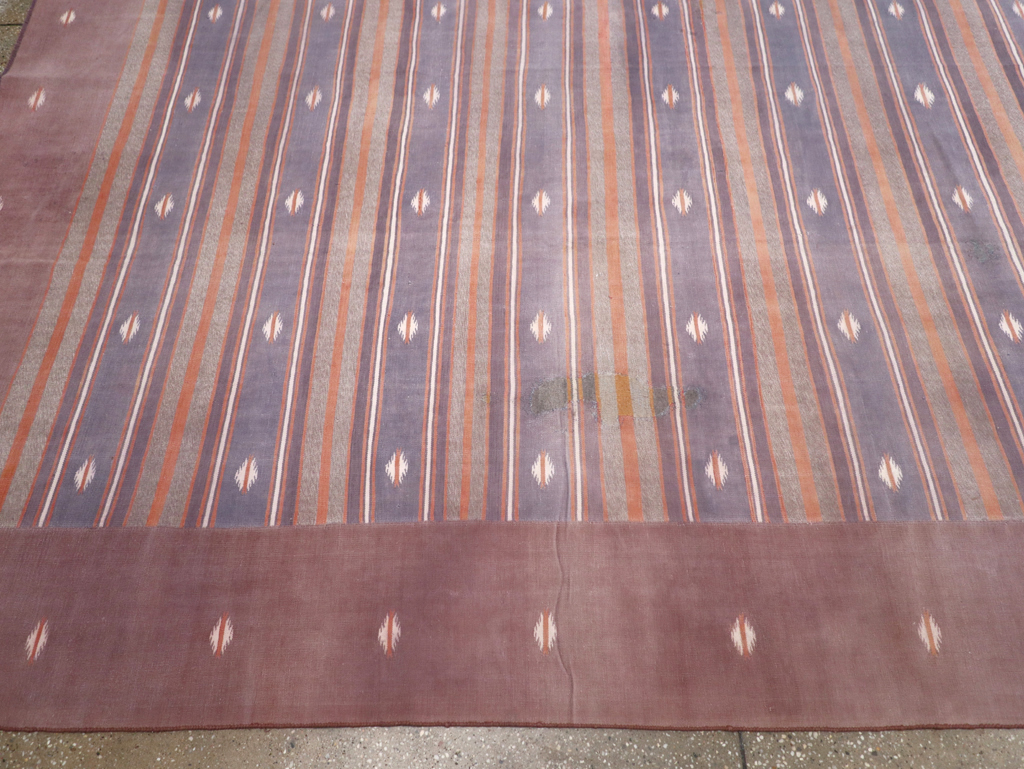 Vintage Indian Flatweave Dhurrie Large Room Size Carpet, No.32563 - Staging
