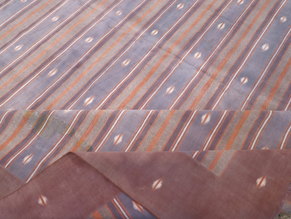 Vintage Indian Flatweave Dhurrie Large Room Size Carpet, No.32563 - Staging