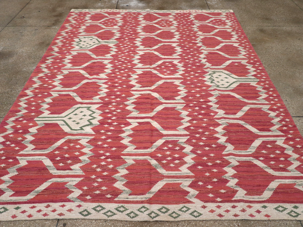 Contemporary Turkish Flatweave Small Room Size Carpet, No.32570 - Staging