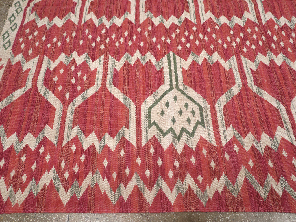 Contemporary Turkish Flatweave Small Room Size Carpet, No.32570 - Staging