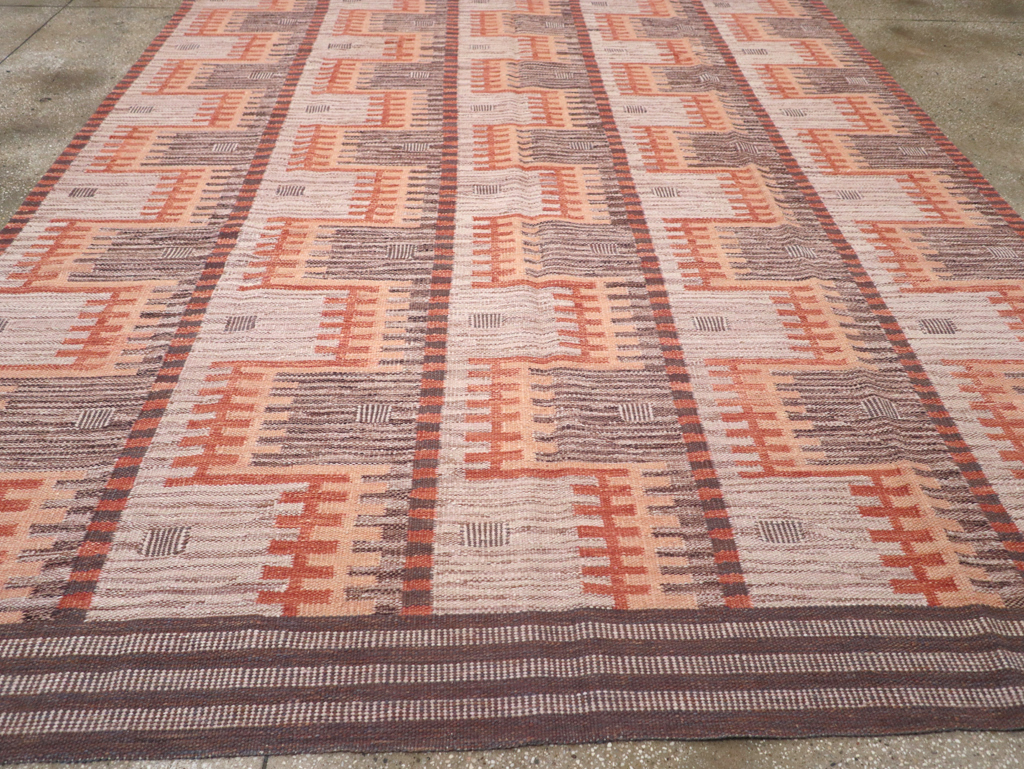 Contemporary Turkish Flatweave Room Size Carpet, No.32571 - Staging