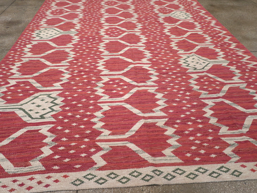 Contemporary Turkish Flatweave Room Size Carpet, No.32574 - Staging