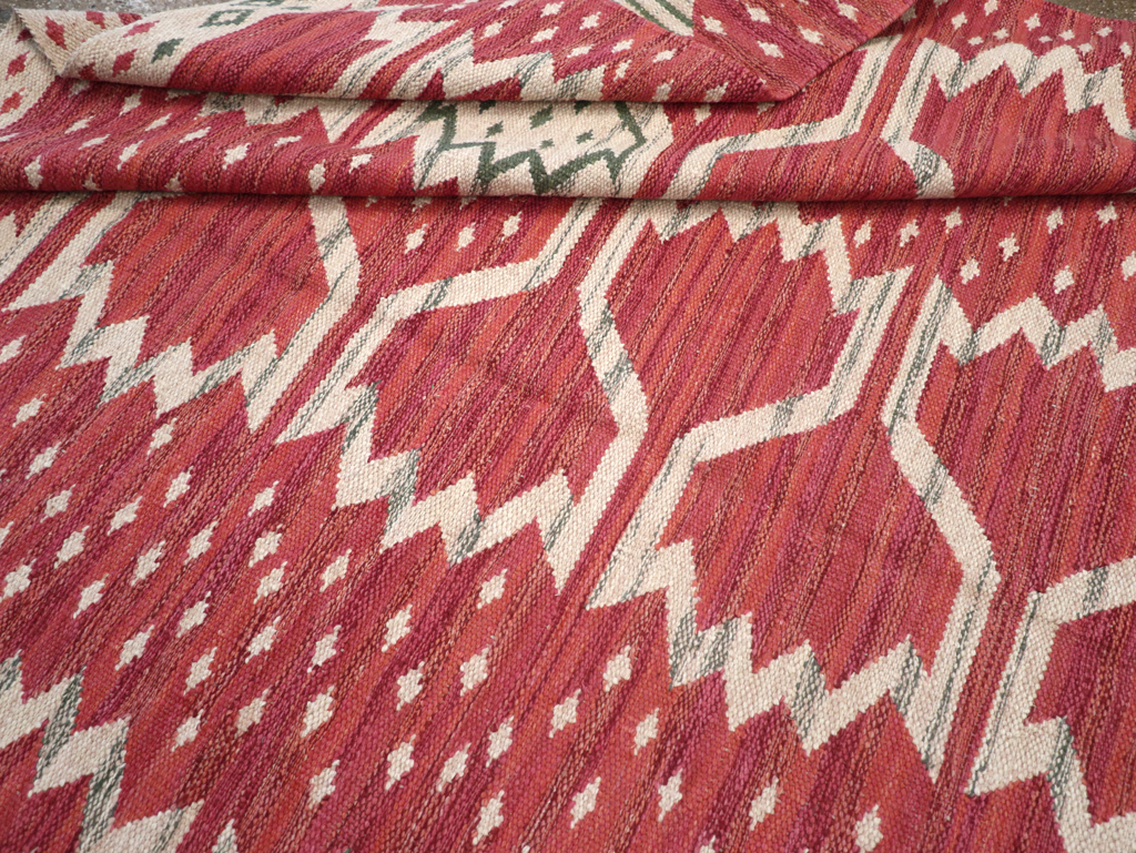 Contemporary Turkish Flatweave Room Size Carpet, No.32574 - Staging