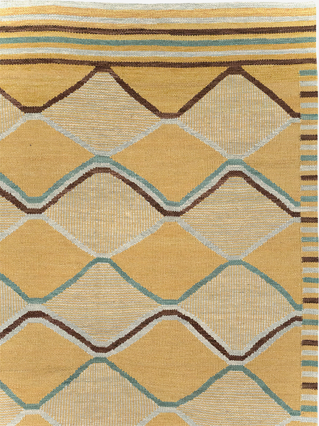 Contemporary Turkish Flatweave Kilim Room Size Carpet, No.32576 - Staging