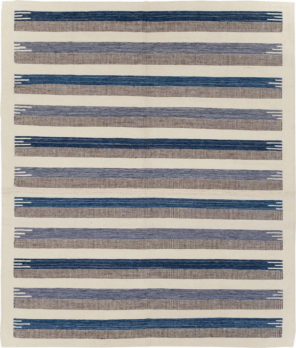 Contemporary Turkish Flatweave Accent Carpet, No.32577 - Staging
