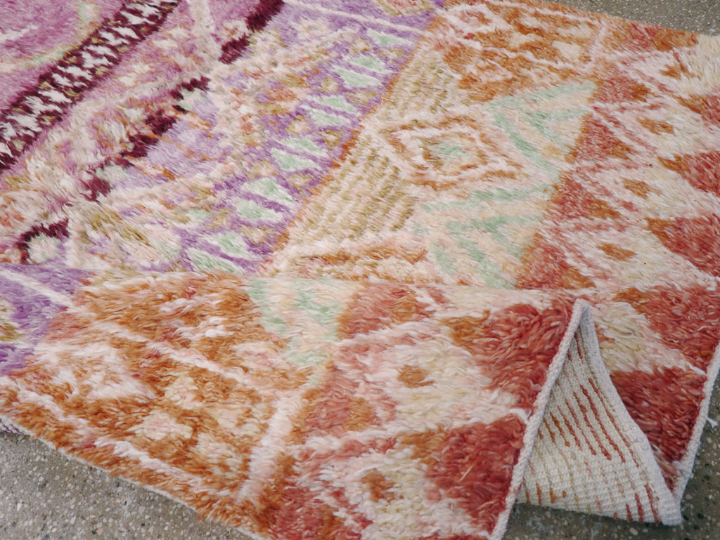 Vintage Moroccan Accent Rug, No.32583 - Staging