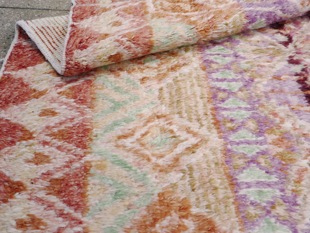 Vintage Moroccan Accent Rug, No.32583 - Staging