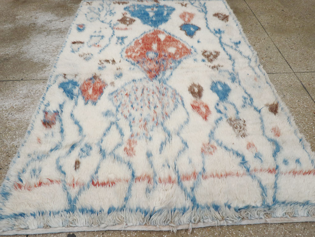 Vintage Moroccan Accent Rug, No.32584 - Staging