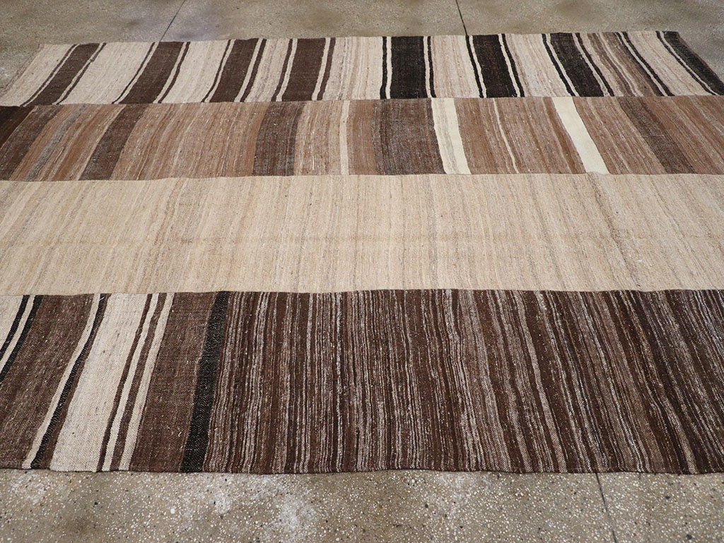 Vintage Persian Flatweave Kilim Room Size Carpet, No.32591 - Staging