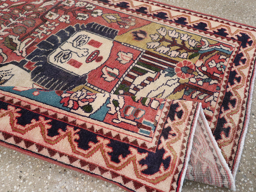 Vintage Persian Mahal Pictorial Throw Rug, No.32595 - Staging