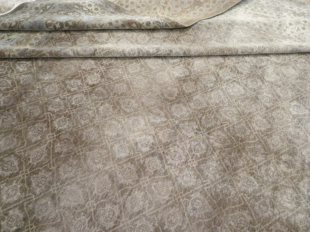 Antique Sivas Carpet, No.32596 - Staging