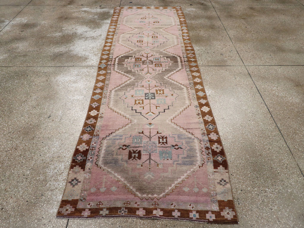 Vintage Turkish Anatolian Runner, No.32601 - Staging